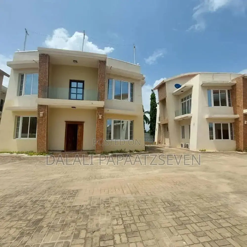Furnished 4bdrm Villa in Dalalipapaatzseven, Mbezi Beach for rent