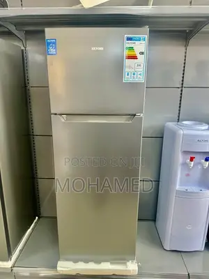 Ailyons Fridge/Friji 200L