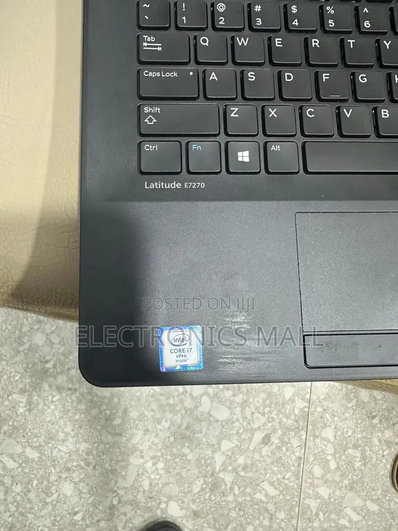 Laptop Dell Latitude 12 E7270 8GB Intel Core I7 SSD 256GB
