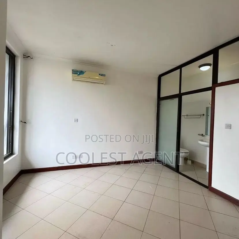 Furnished 3bdrm Villa in Mbezibeach, Kinondoni for rent