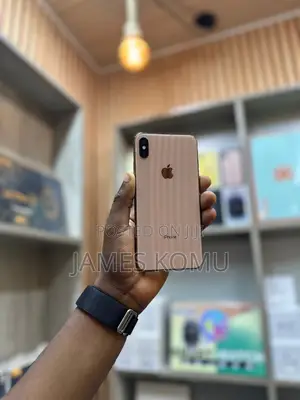 Apple iPhone XS Max 64 GB Gold