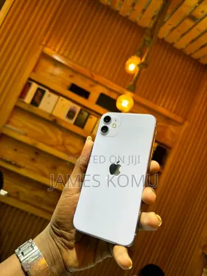 Apple iPhone 11 64 GB White