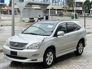 Toyota Harrier 2006 Silver