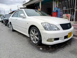 Toyota Crown 2007 White