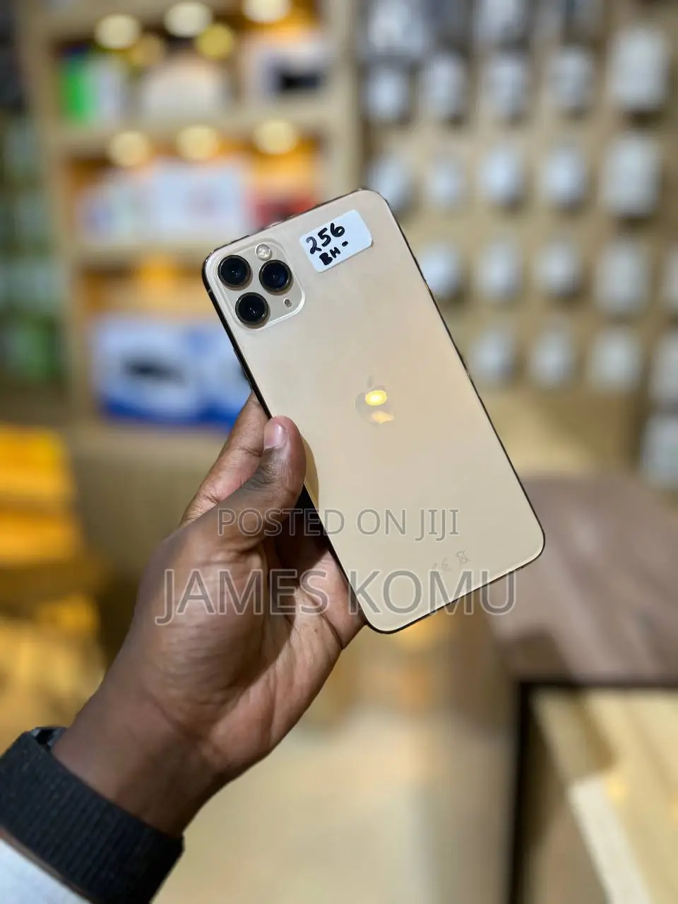 Apple iPhone 11 Pro Max 64 GB Gold