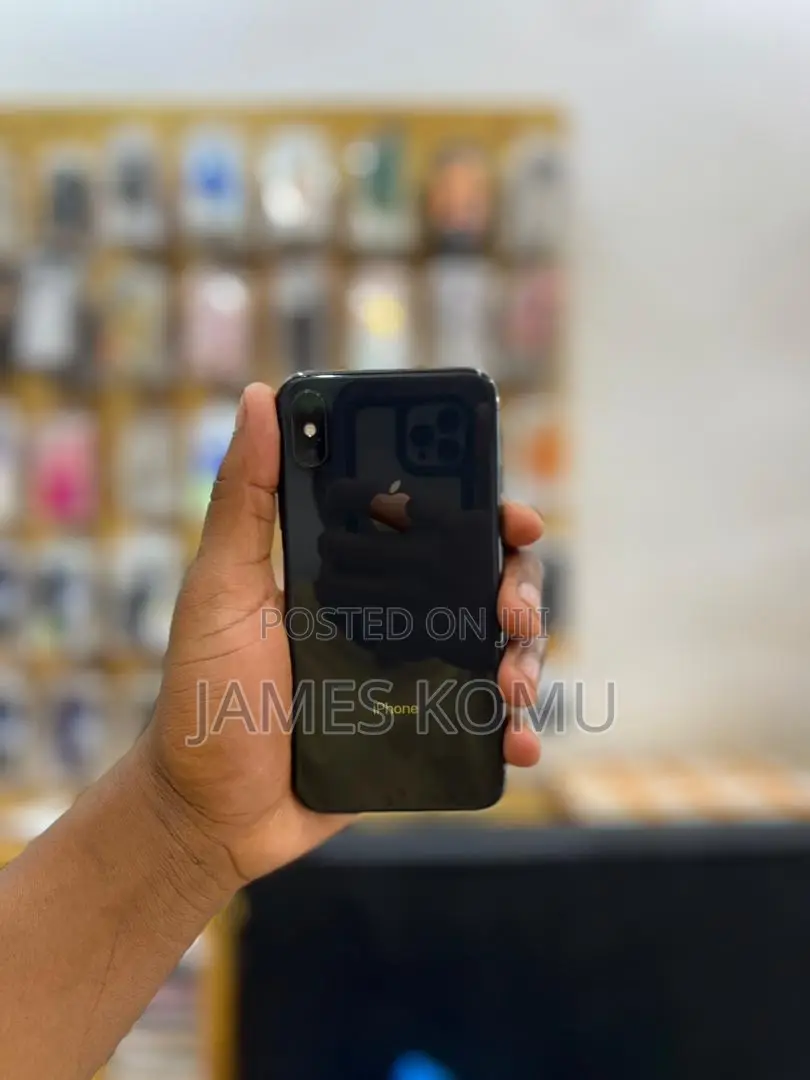 Apple iPhone X 64 GB Black