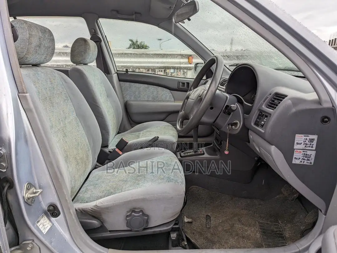 Toyota Starlet 1996 Silver