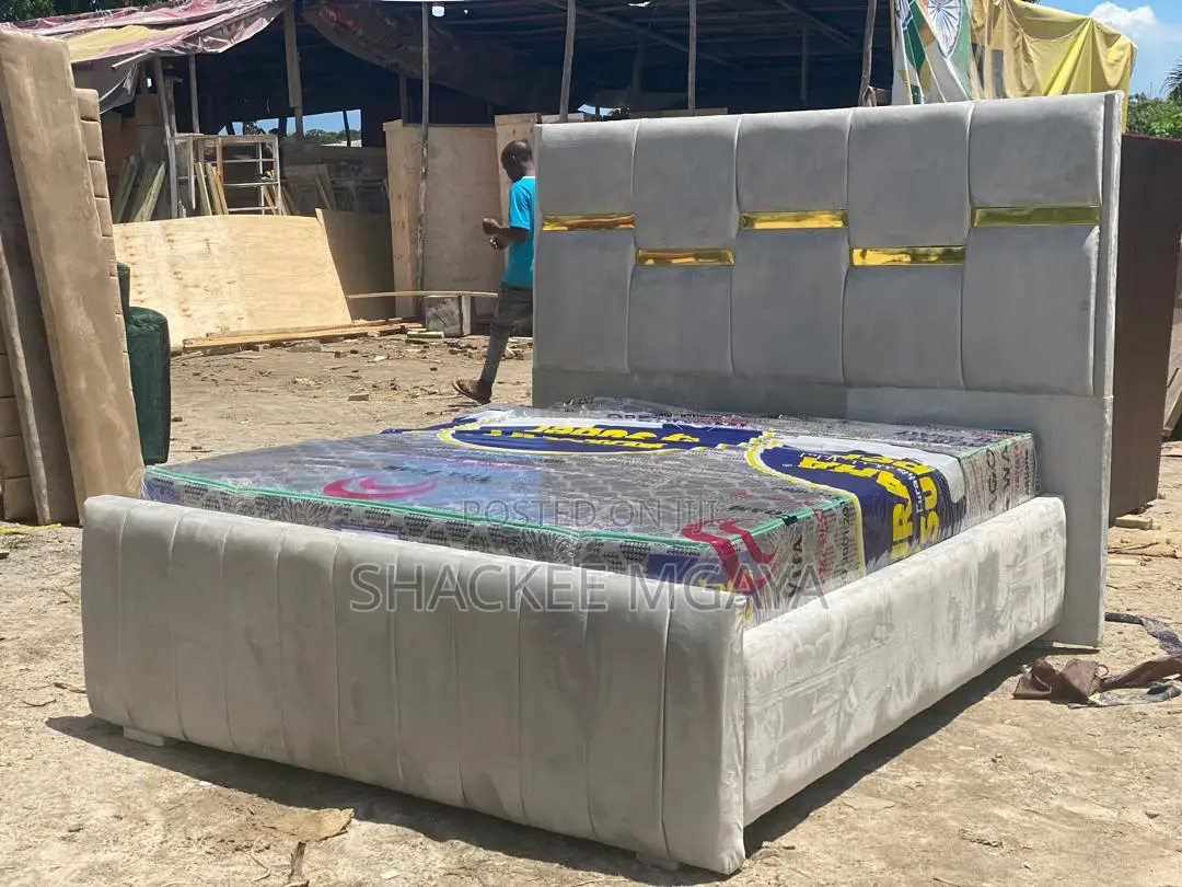 Bed Sofa 5,6 Na Godoro Inch8
