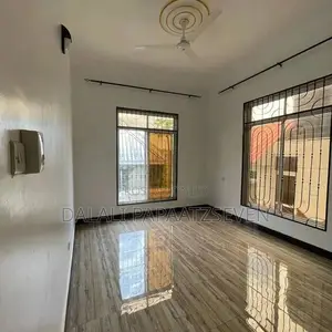 3bdrm House in Dalalipapaatzseven, Kinondoni for rent