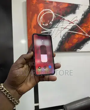 Apple iPhone XR 64 GB Red