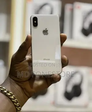Apple iPhone X 64 GB White
