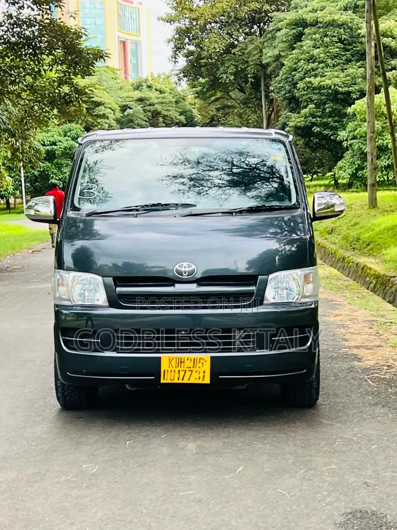 Toyota HiAce 2006 Black