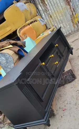 TV Show Case