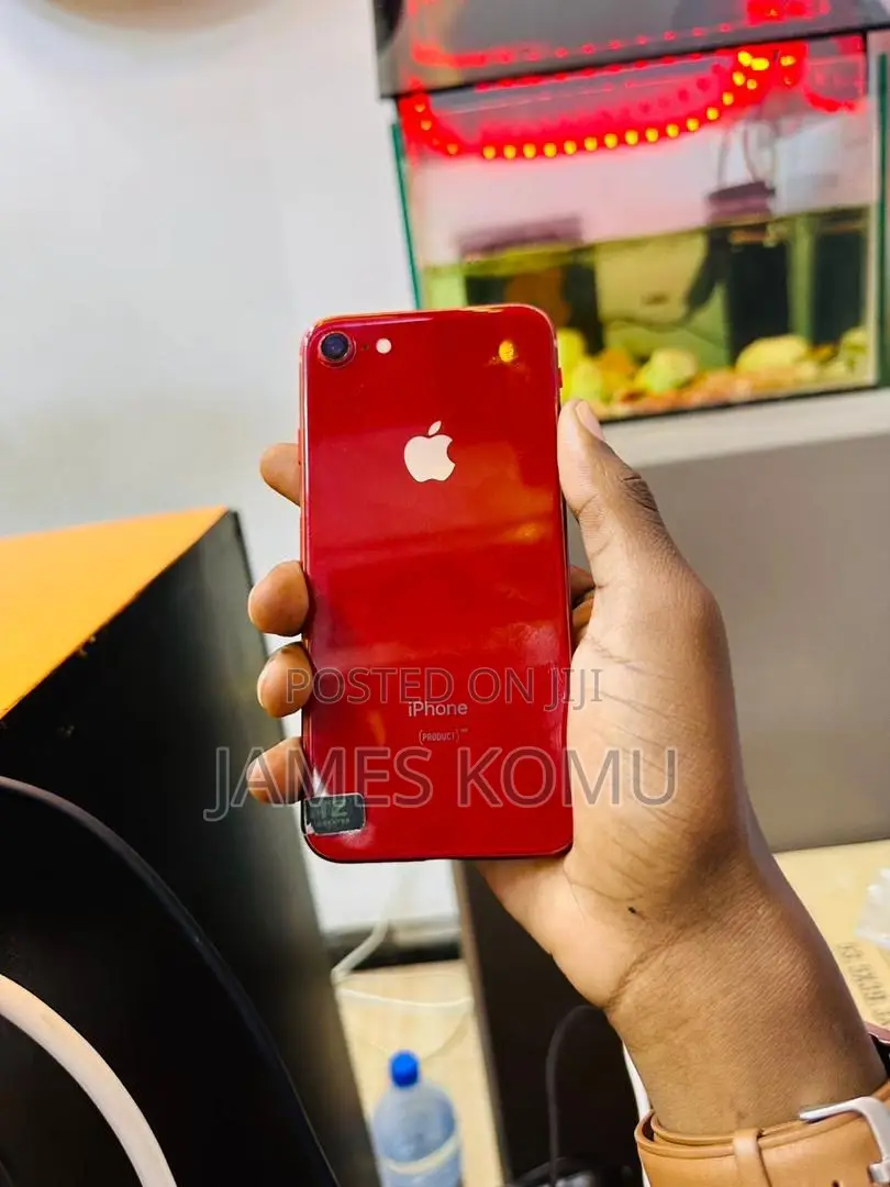 Apple iPhone 8 64 GB Red