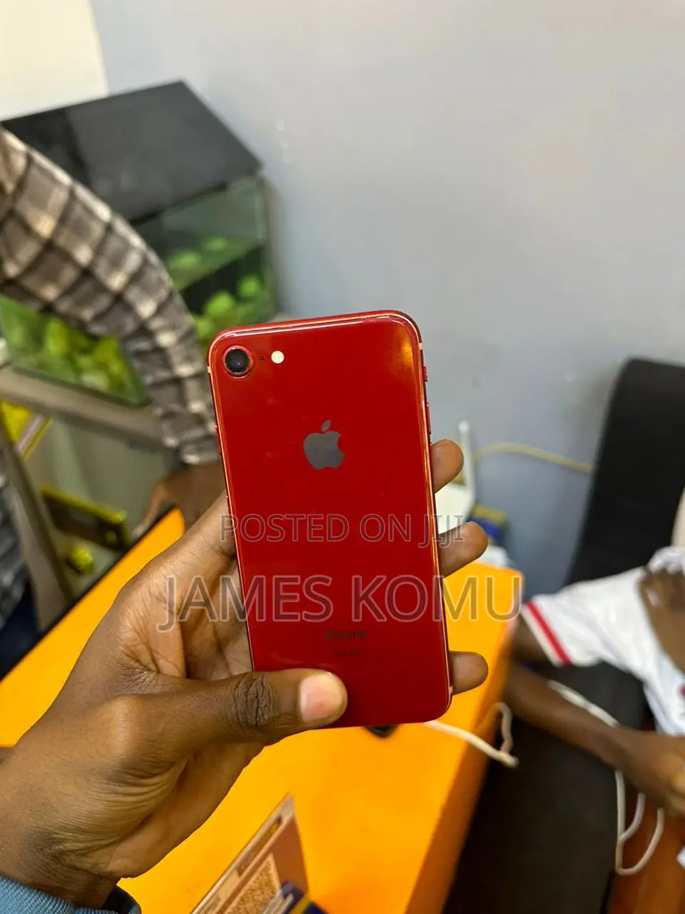 Apple iPhone 8 64 GB Red