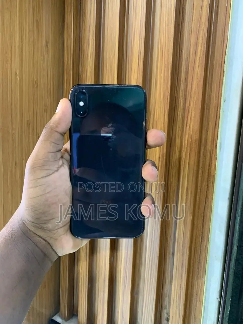 Apple iPhone X 64 GB Black
