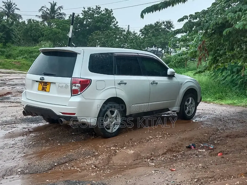 Subaru Forester 2011 White