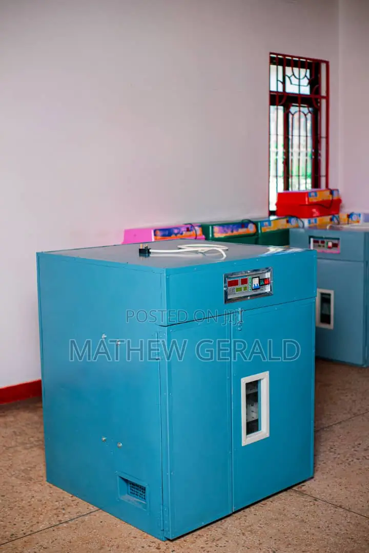 Eggs Incubators. Zinatumia Umeme Na Gas