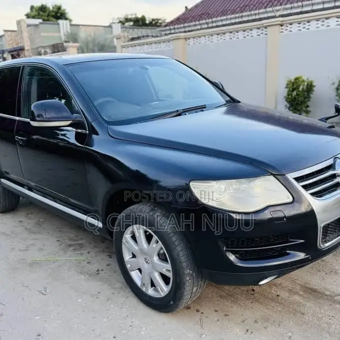 Volkswagen Touareg 2010 Black