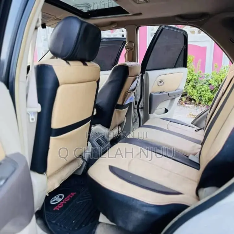 Volkswagen Touareg 2010 Black