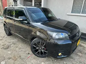 Toyota Corolla Rumion 2010 Black