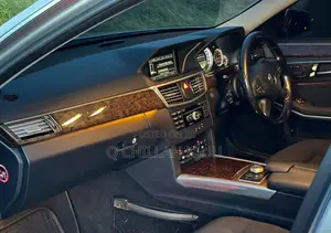 Mercedes-Benz E250 2012 Silver