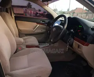 Toyota Premio 2005 Black
