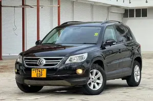 Volkswagen Tiguan 2010 Black