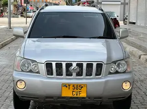 Toyota Kluger 2004 Silver