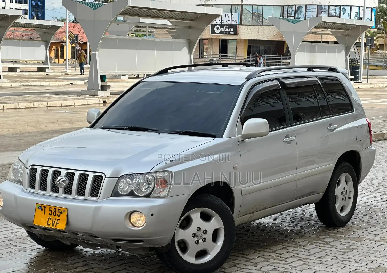 Toyota Kluger 2004 Silver