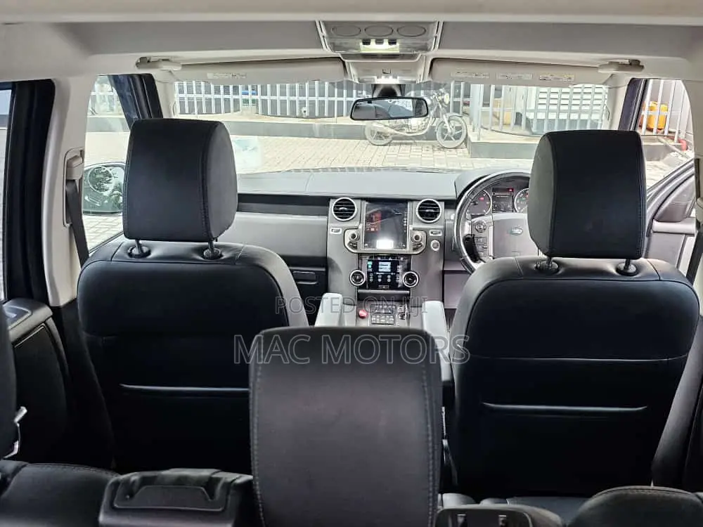Land Rover Discovery 2014 Gray