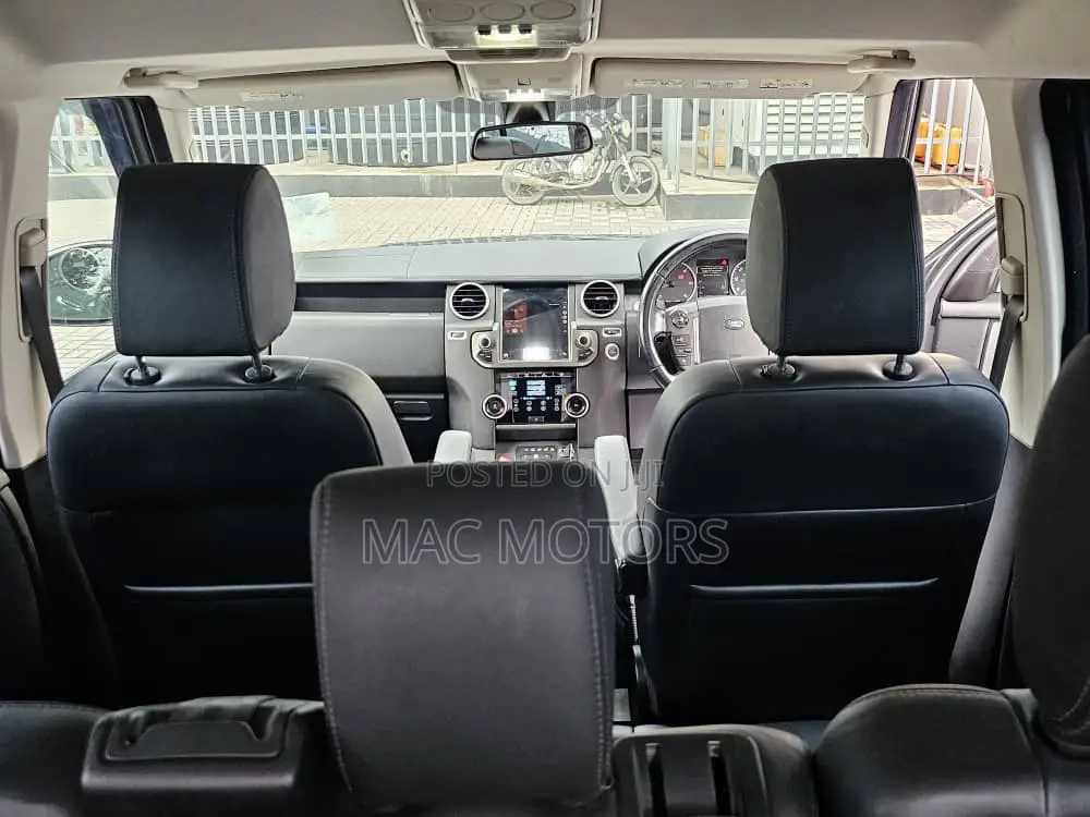 Land Rover Discovery 2014 Gray