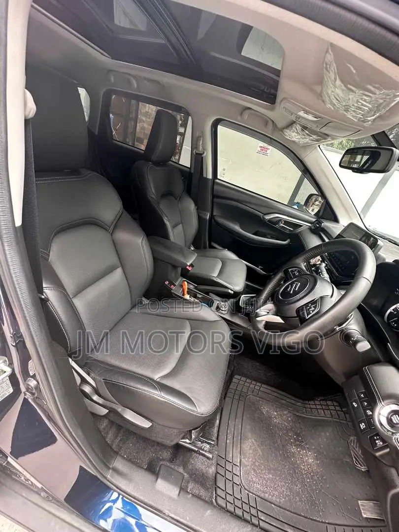 Suzuki Grand Vitara 2022 Blue
