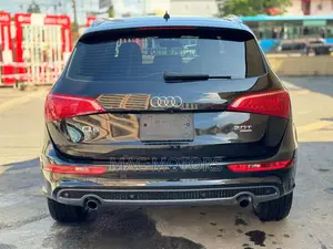 Audi Q5 2.0 TDI Automatic 2011 Black