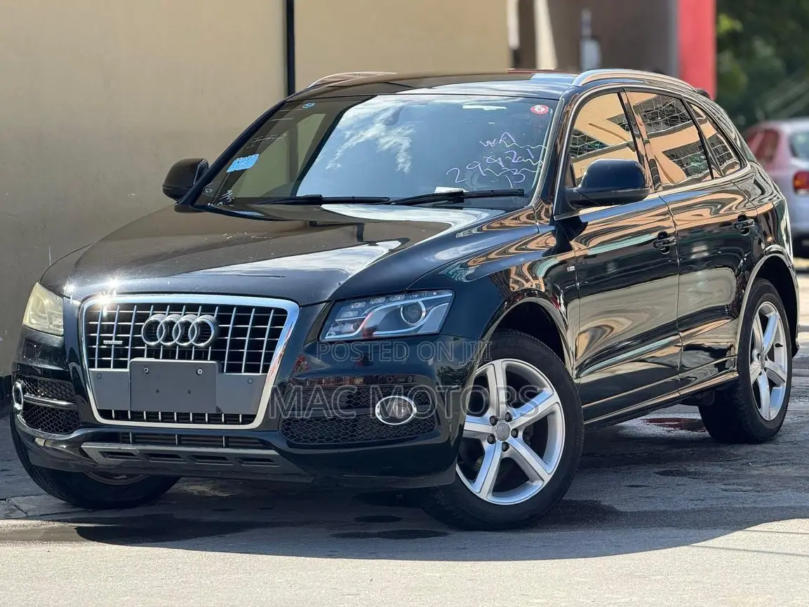 Audi Q5 2.0 TDI Automatic 2011 Black
