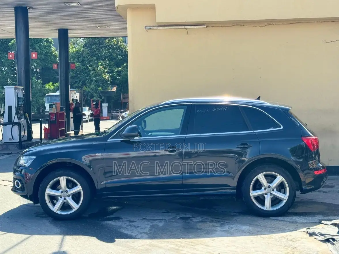 Audi Q5 2.0 TDI Automatic 2011 Black