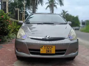 Toyota Wish 2004 Gray