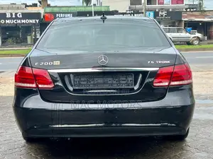 Mercedes-Benz E200 2014 Black