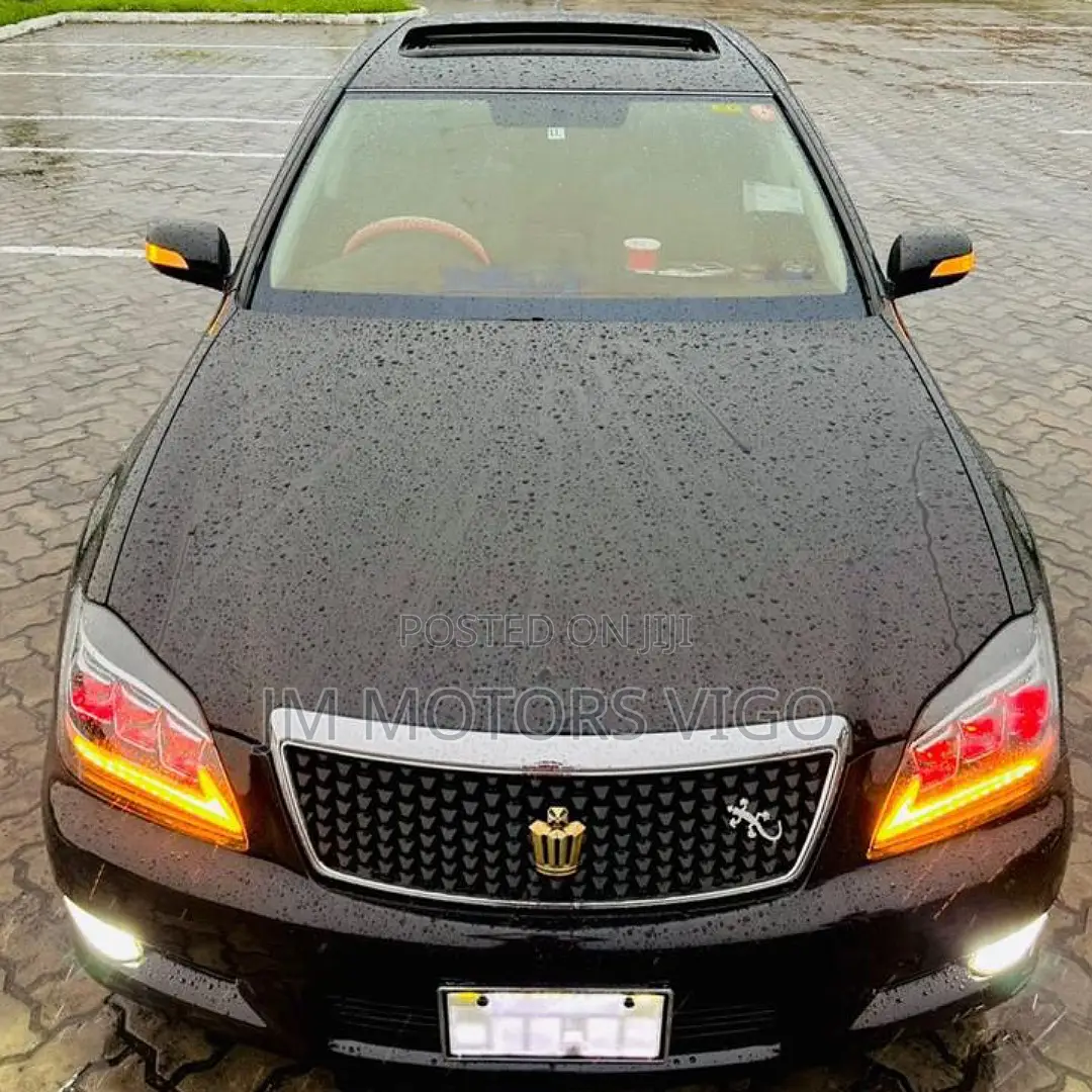 Toyota Crown 2007 Black