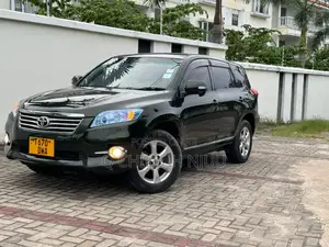 Toyota Vanguard 2011 Black