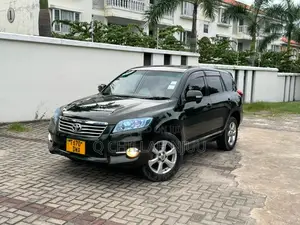 Toyota Vanguard 2011 Black