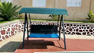Canopy . Sehemu Za Kupumzikia/ Mapumziko