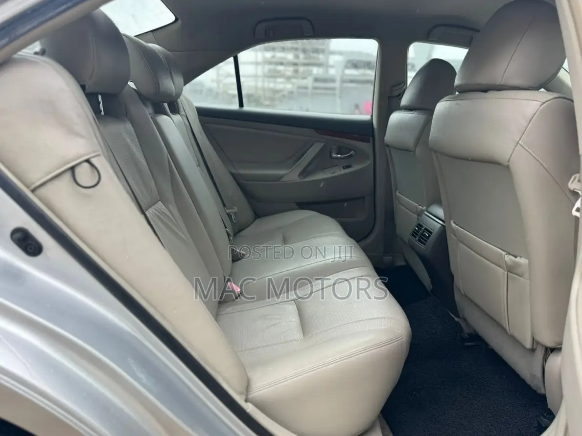 Toyota Camry 2.4 2008 Silver