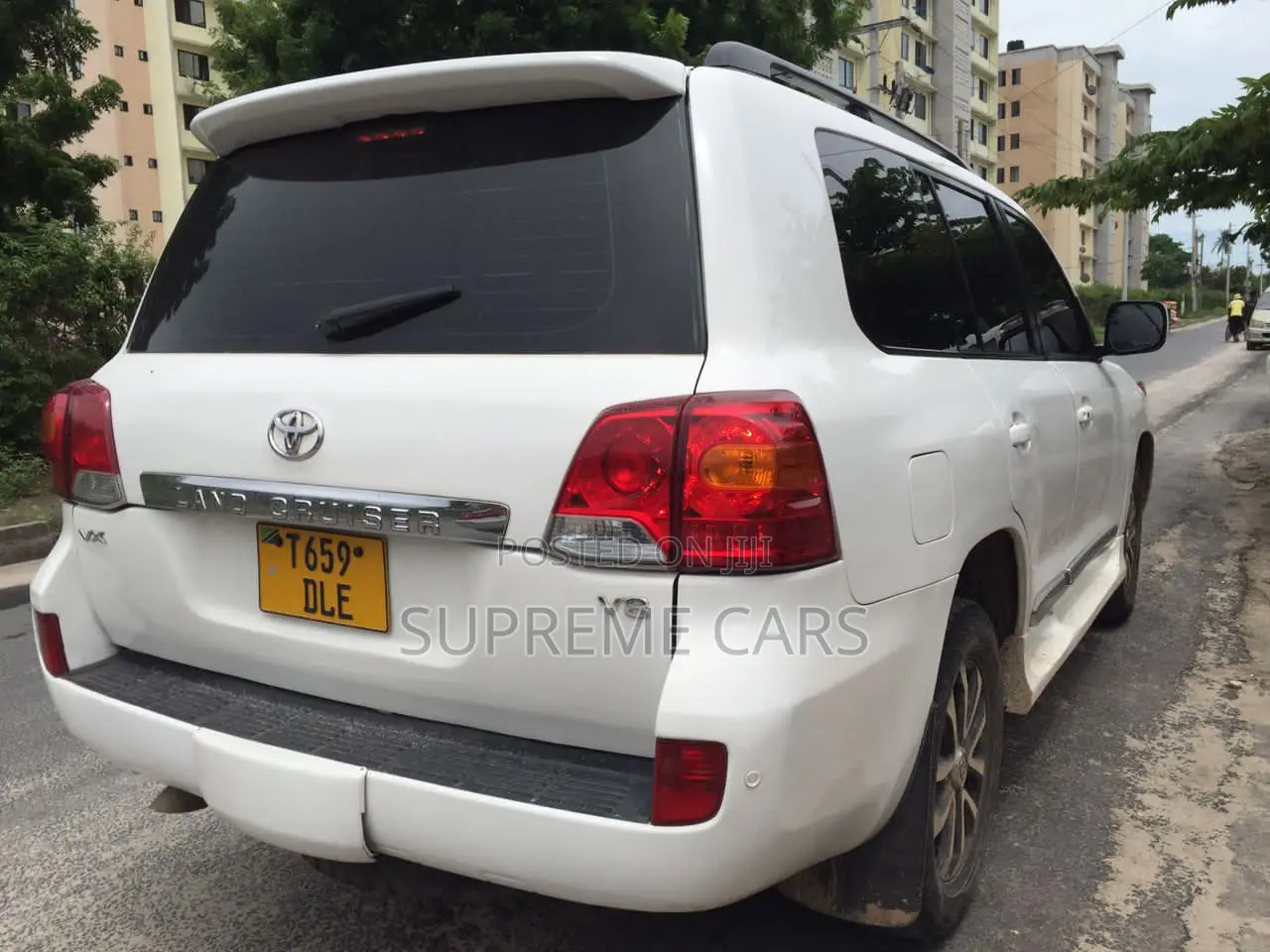 Toyota Land Cruiser 2008 White