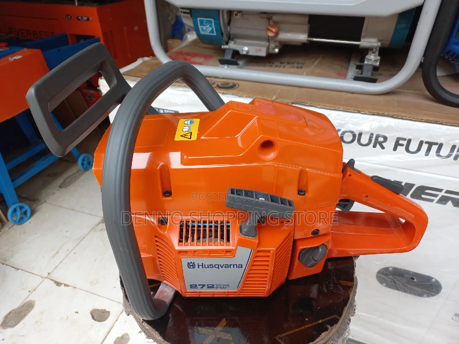 Husqvarna Chainsaw Machine