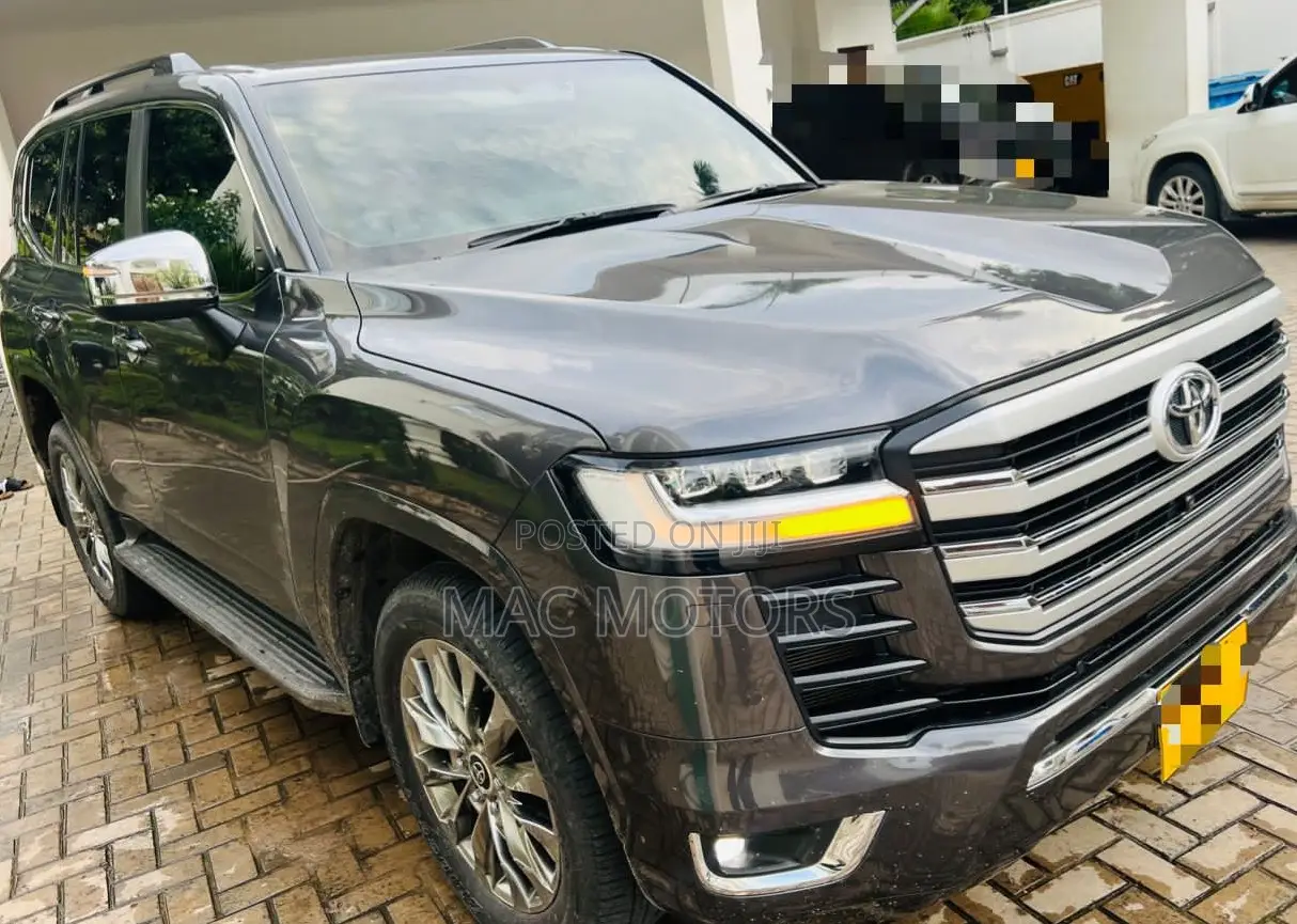 Toyota Land Cruiser 2023 Gray