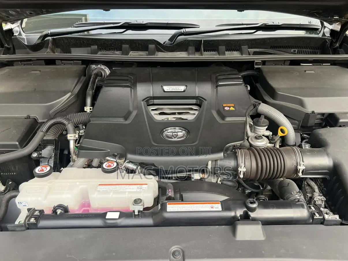 Toyota Land Cruiser 2023 Gray