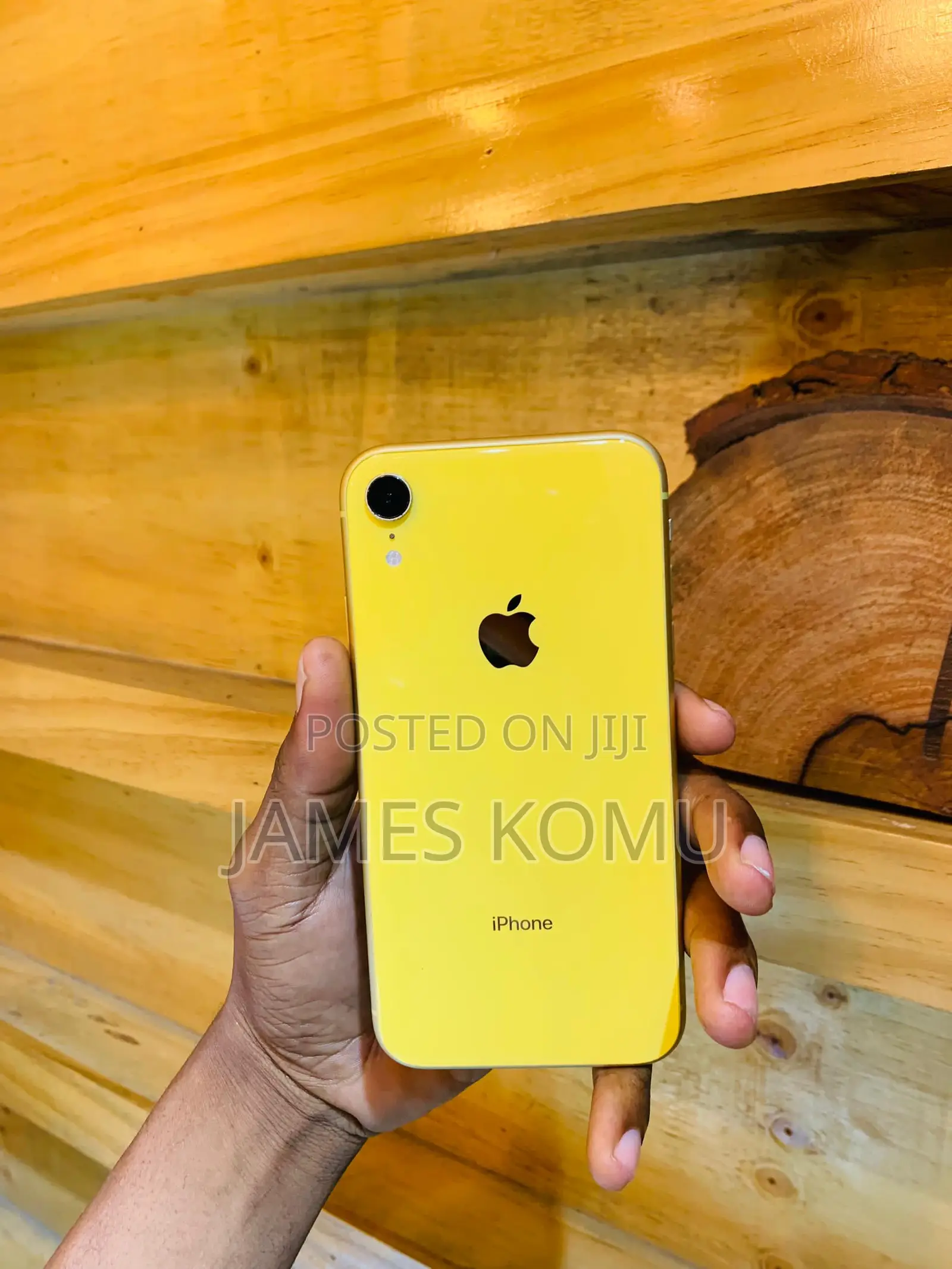 Apple iPhone XR 64 GB Yellow