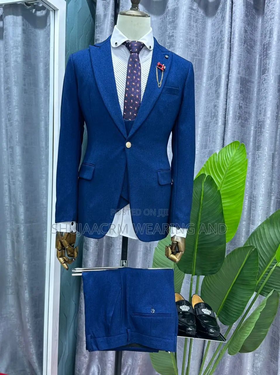 Official Men's Suit