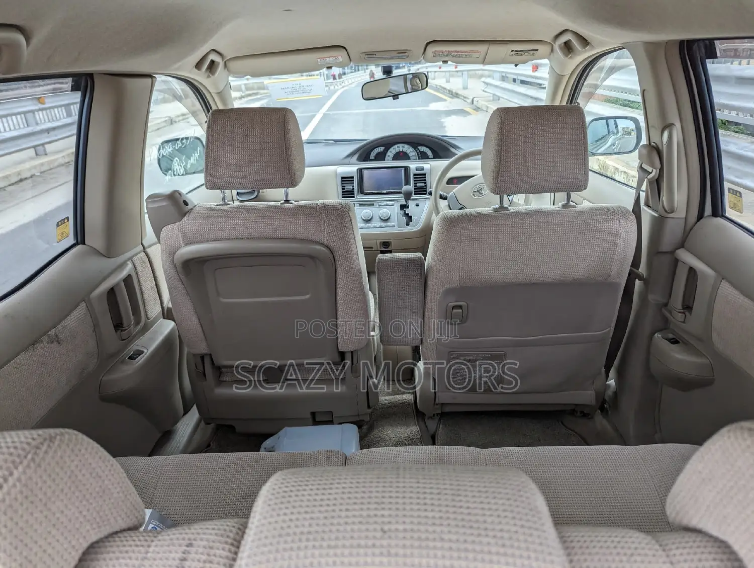 Toyota Noah 2006 Silver